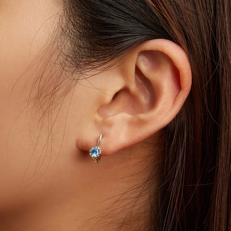 (image pour) Boucles d'oreilles anneaux simples en zirconium bleu de style Pandora - BSE686 - Afficher 6
