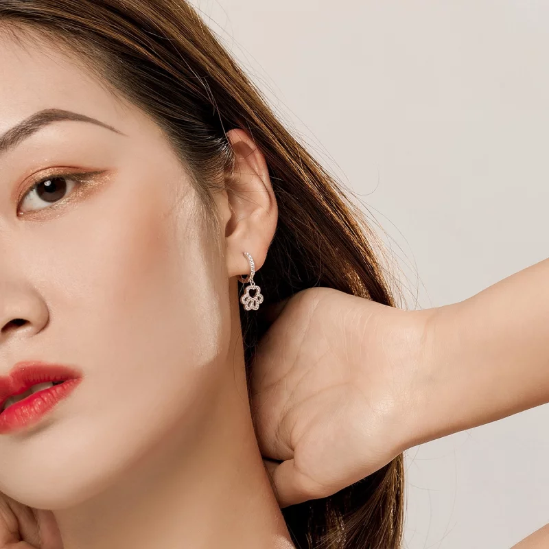 (image pour) Boucles d'oreilles à cercle avec empreinte de patte de style Pandora - SCE771 - Afficher 5