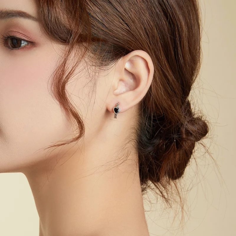 (image pour) Boucles d'oreilles à créoles en forme de cœur noir style Pandora - BSE456 - Afficher 6