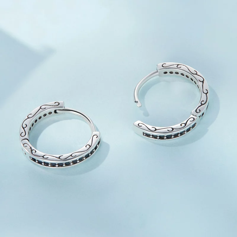 (image pour) Boucles d'oreilles créoles en zircone noire de style Pandora - SCE1522 - Afficher 4