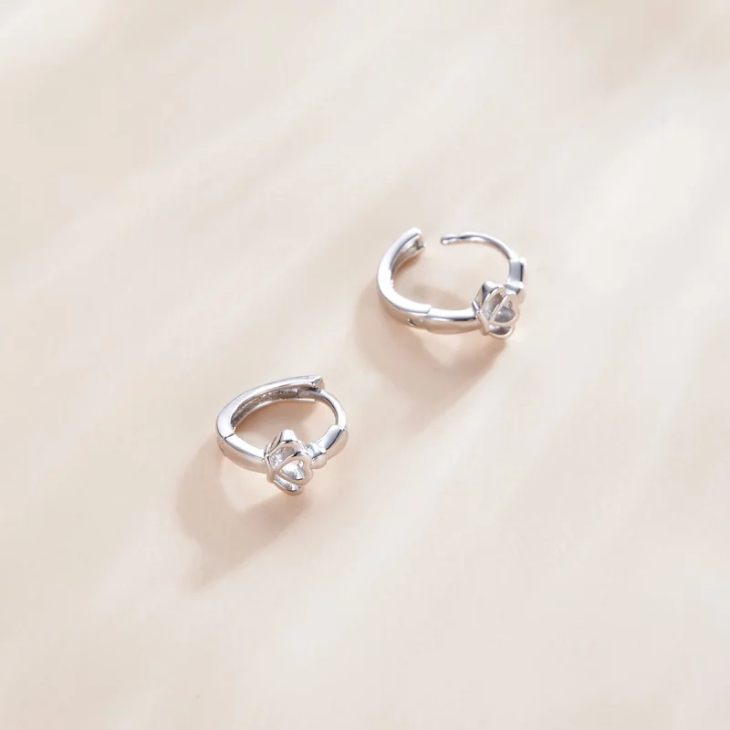 (image pour) Boucles d'oreilles en forme de couronne de style Pandora - SCE1040 - Afficher 3