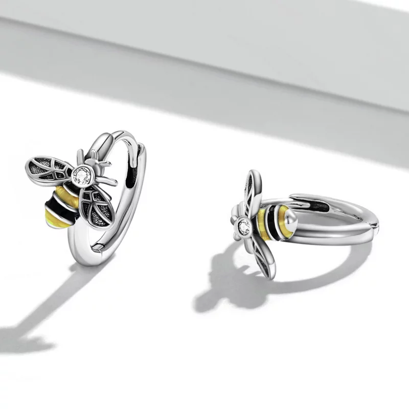 (image pour) Boucles d'oreilles à mini créoles style Pandora avec abeille - SCE1337 - Afficher 3