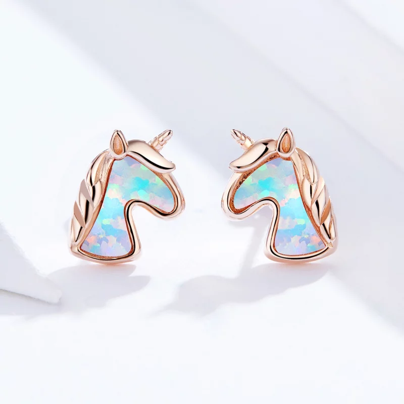 (image pour) Boucles d'oreilles clou de style Pandora avec licorne en opale bleue océanique - - Afficher 2