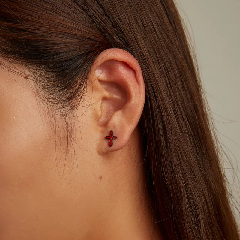 (image pour) Boucles d'oreilles clous de style Pandora avec croix sombre - SCE1327 - Afficher 5