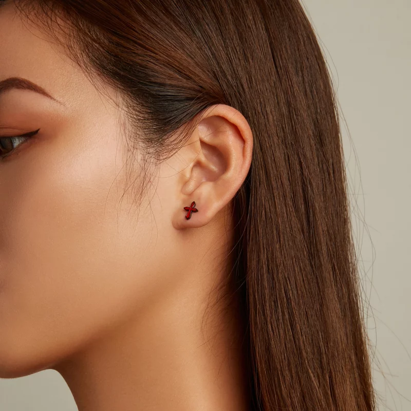 (image pour) Boucles d'oreilles clous de style Pandora avec croix sombre - SCE1327 - Afficher 6