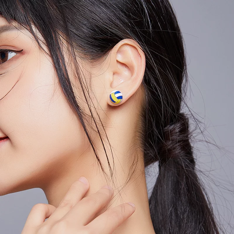 (image pour) Boucles d'oreilles à clous de style Pandora avec motif de volley-ball dynamique - Afficher 5