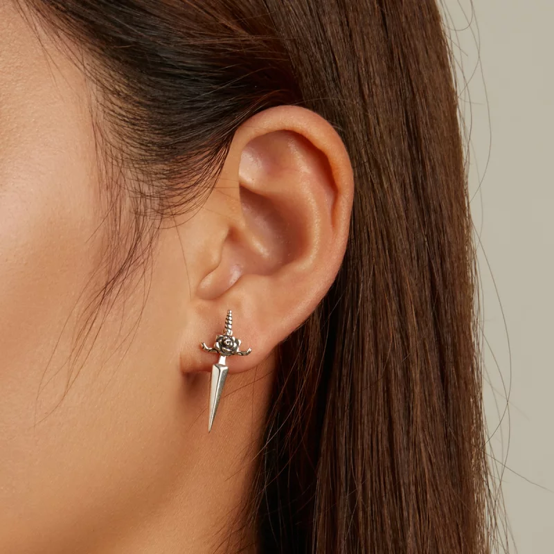 (image pour) Boucles d'oreilles clous de style Pandora en forme de poignard rose - SCE1349 - Afficher 5