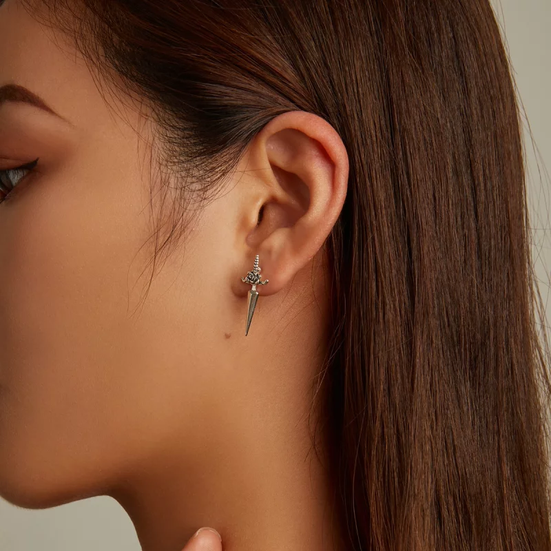 (image pour) Boucles d'oreilles clous de style Pandora en forme de poignard rose - SCE1349 - Afficher 8