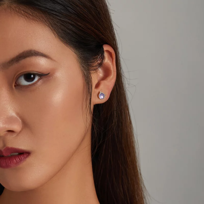 (image pour) Boucles d'oreilles clous de style Pandora, tête de chat à motif écailles de pois - Afficher 7