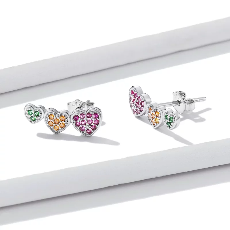 (image pour) Boucles d'oreilles clous en forme de cœurs colorés de style Pandora - BSE588 - Afficher 2