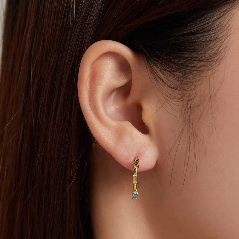 (image pour) Boucles d'oreilles à clous en zircon coloré de style Pandora - SCE1211 - Afficher 4