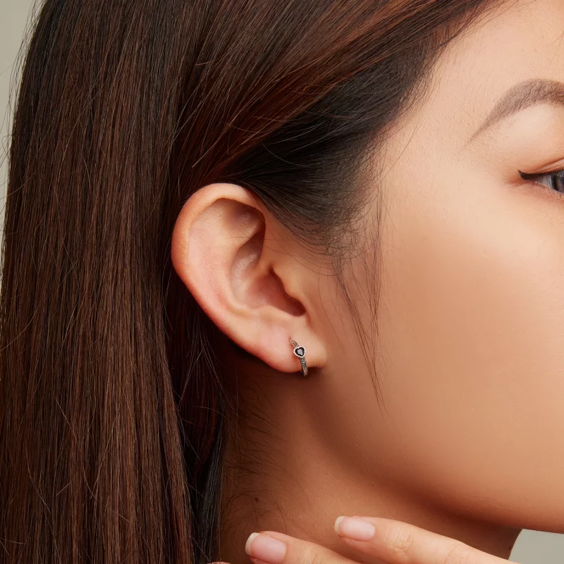 (image pour) Boucles d'oreilles à clous en zircone noire vintage de style Pandora - SCE1520 - Afficher 5