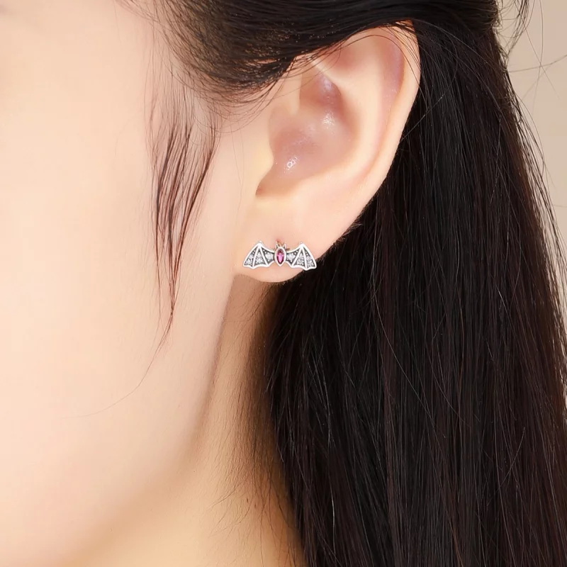 (image pour) Boucles d'oreilles clous mystérieuses de style Pandora avec des chauves-souris - - Afficher 5