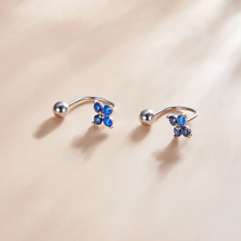 (image pour) Boucles d'oreilles clous style Pandora avec fleur à quatre pétales - SCE1177-A - Afficher 2