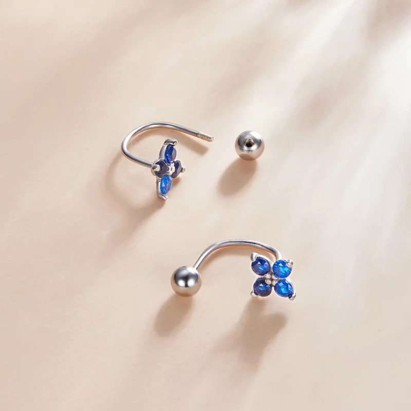 (image pour) Boucles d'oreilles clous style Pandora avec fleur à quatre pétales - SCE1177-A - Afficher 3