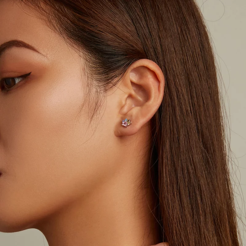 (image pour) Boucles d'oreilles tendances style Pandora avec des zirconiums colorés et de mig - Afficher 5