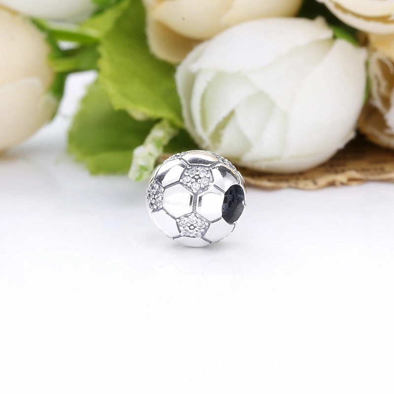 (image pour) Charm Pandora Ballon de Football Scintillant 798795C01 - Afficher 4