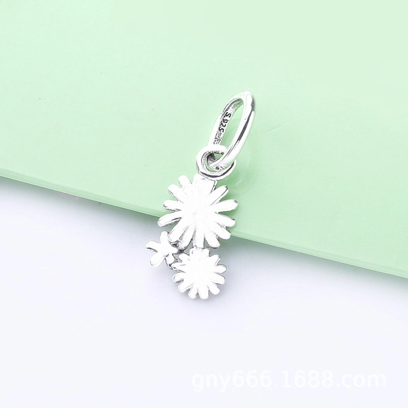 (image pour) Charm Pendant Pandora Bouquet de Marguerites 798819C00 - Afficher 3