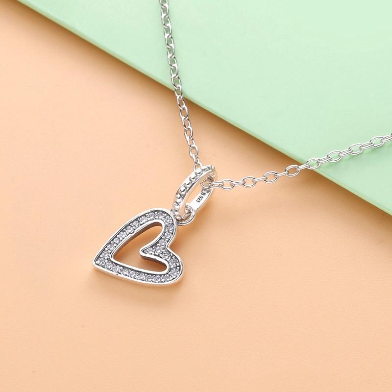 (image pour) Collier Pendant Pandora Esquisse de Cœur Scintillant 398688C01 - Afficher 3