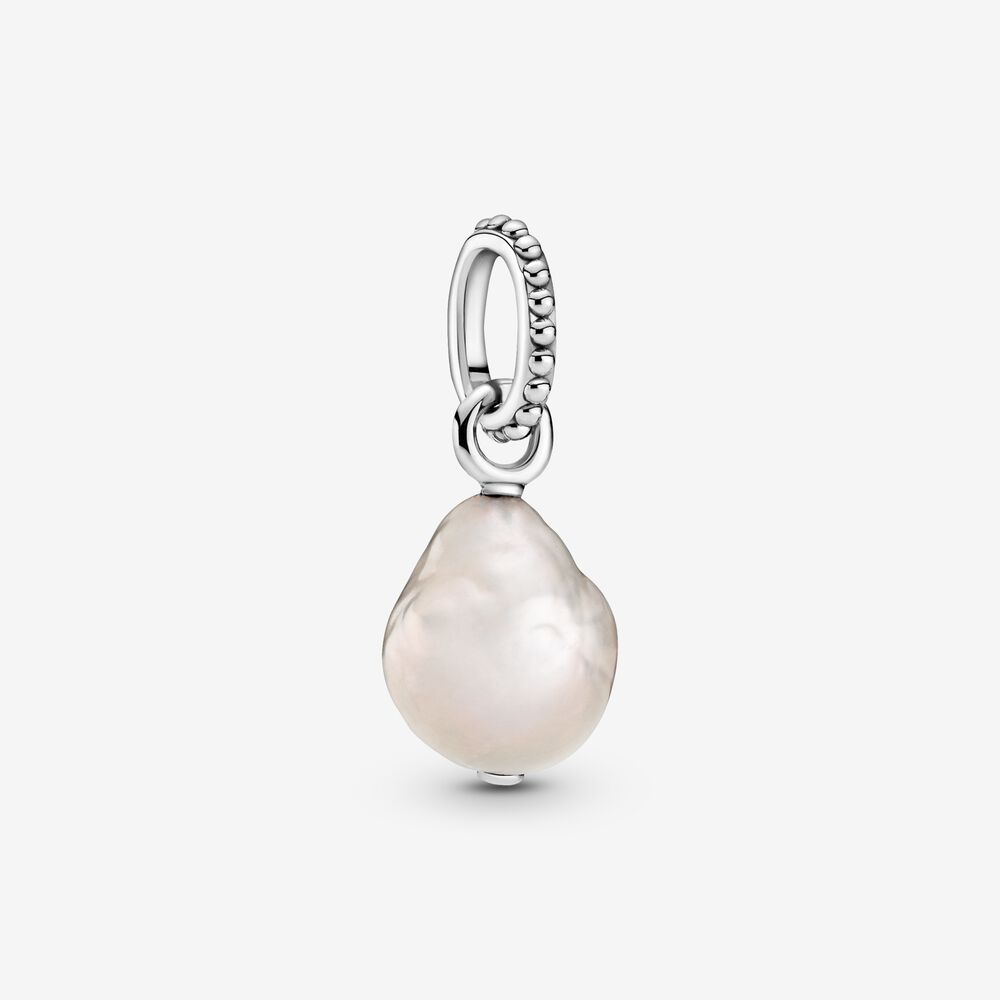 pendentif en perle baroque d'eau douce traitée pandora 399427c01